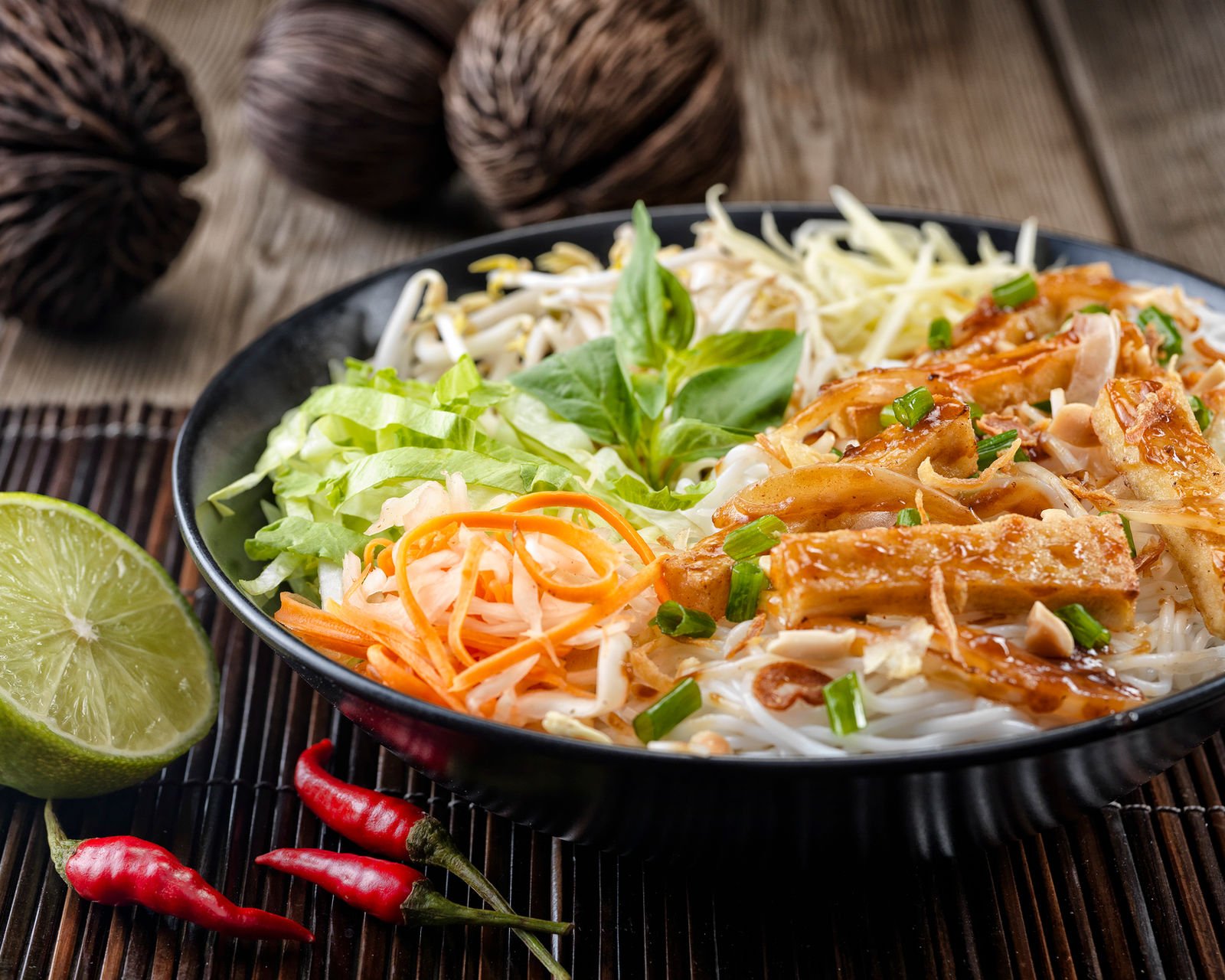 Bún Bò Nam Bộ Chay – vegetarisch mit Tofu