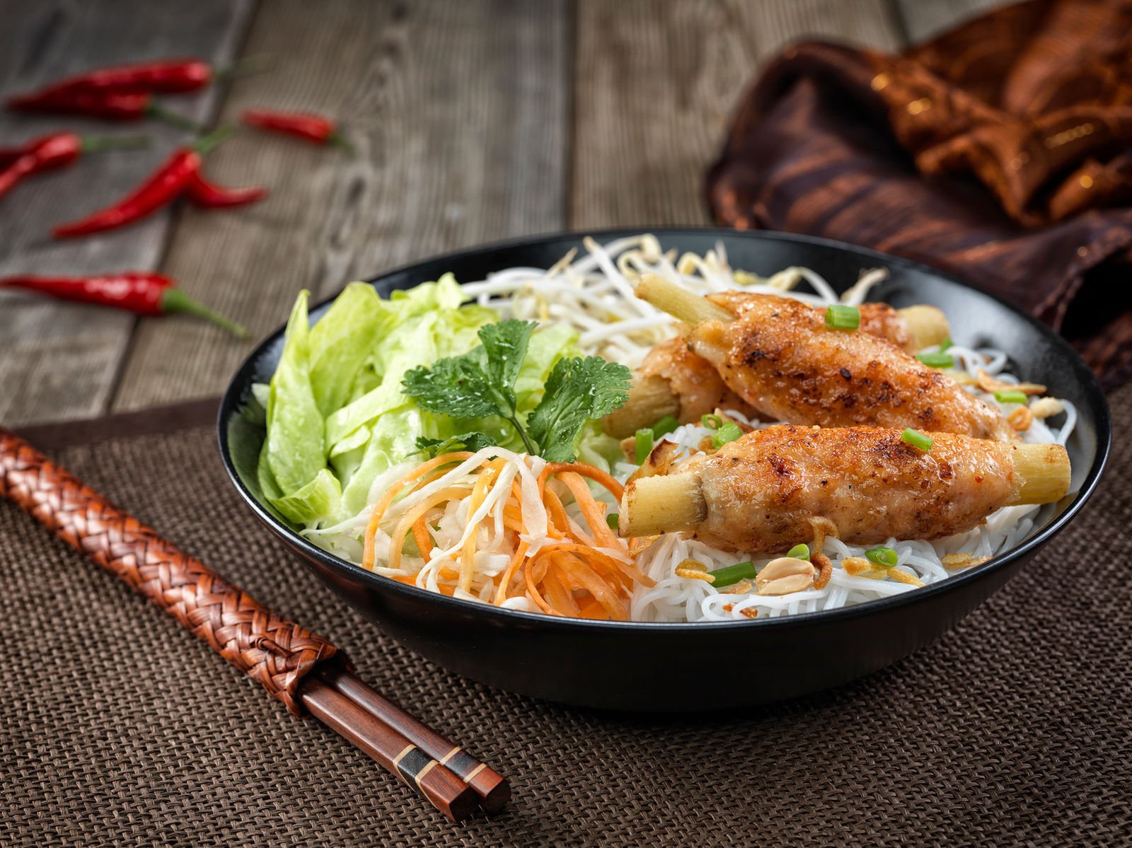 Bún Chạo Tôm – Crevettenteig am Zuckerrohr